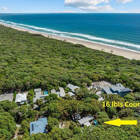 16 Ibis Court - Rainbow Shores, Beautiful, Private&Peaceful, Wi-fi Rainbow Beach Exterior foto