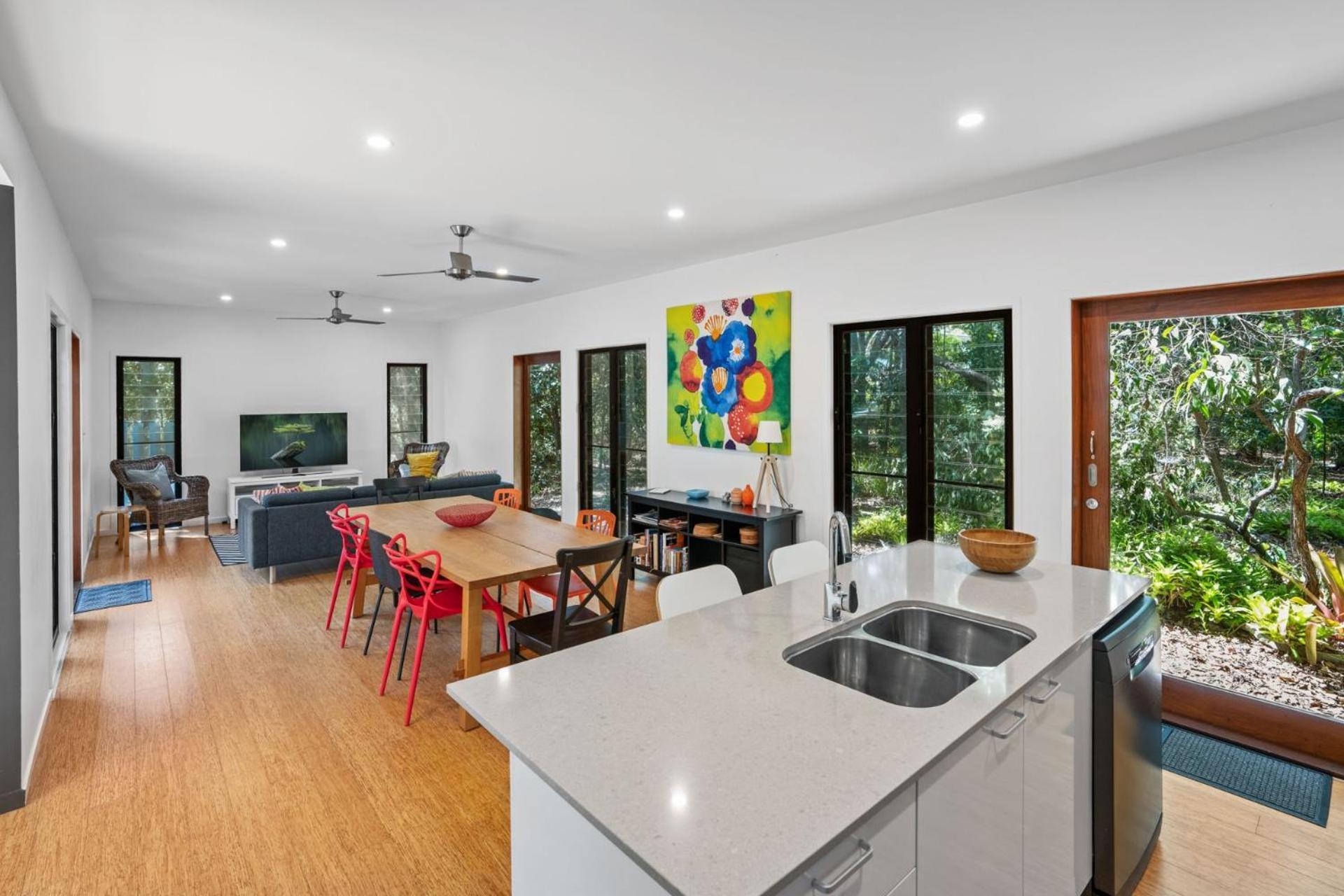 16 Ibis Court - Rainbow Shores, Beautiful, Private&Peaceful, Wi-fi Rainbow Beach Exterior foto